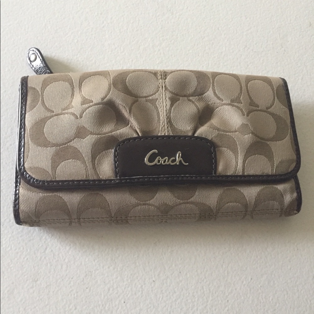 Coach wallet
